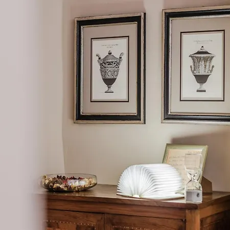 דירה Elegant Retreat In The Heart Of *
